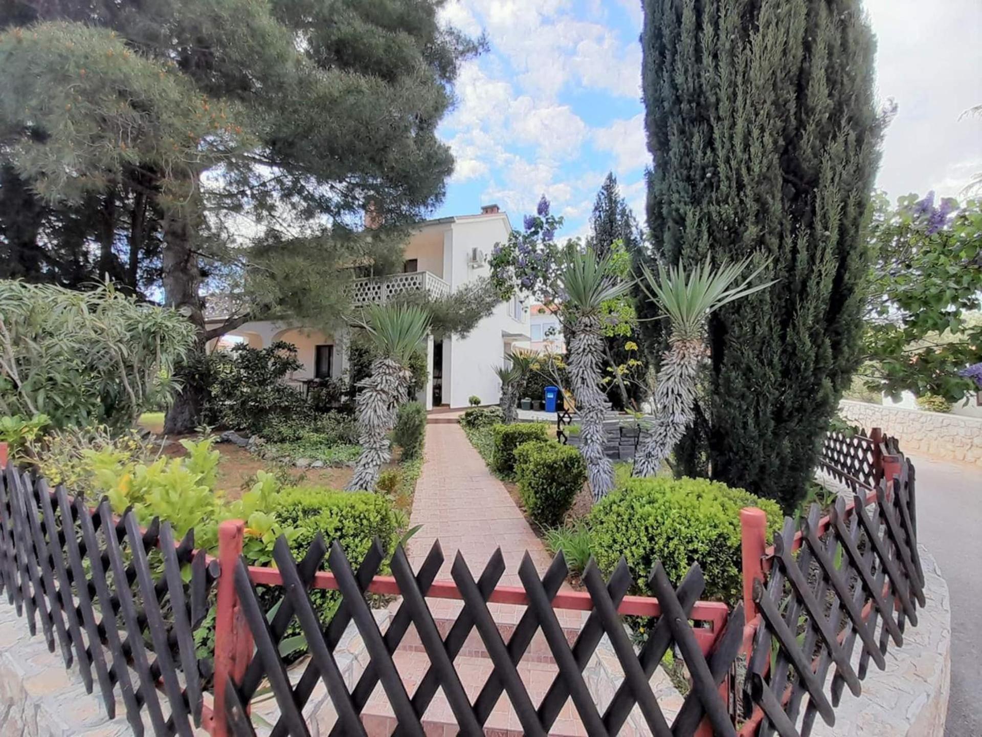 Lovely Studio Malina Close To The Beach Krk Town Exterior foto